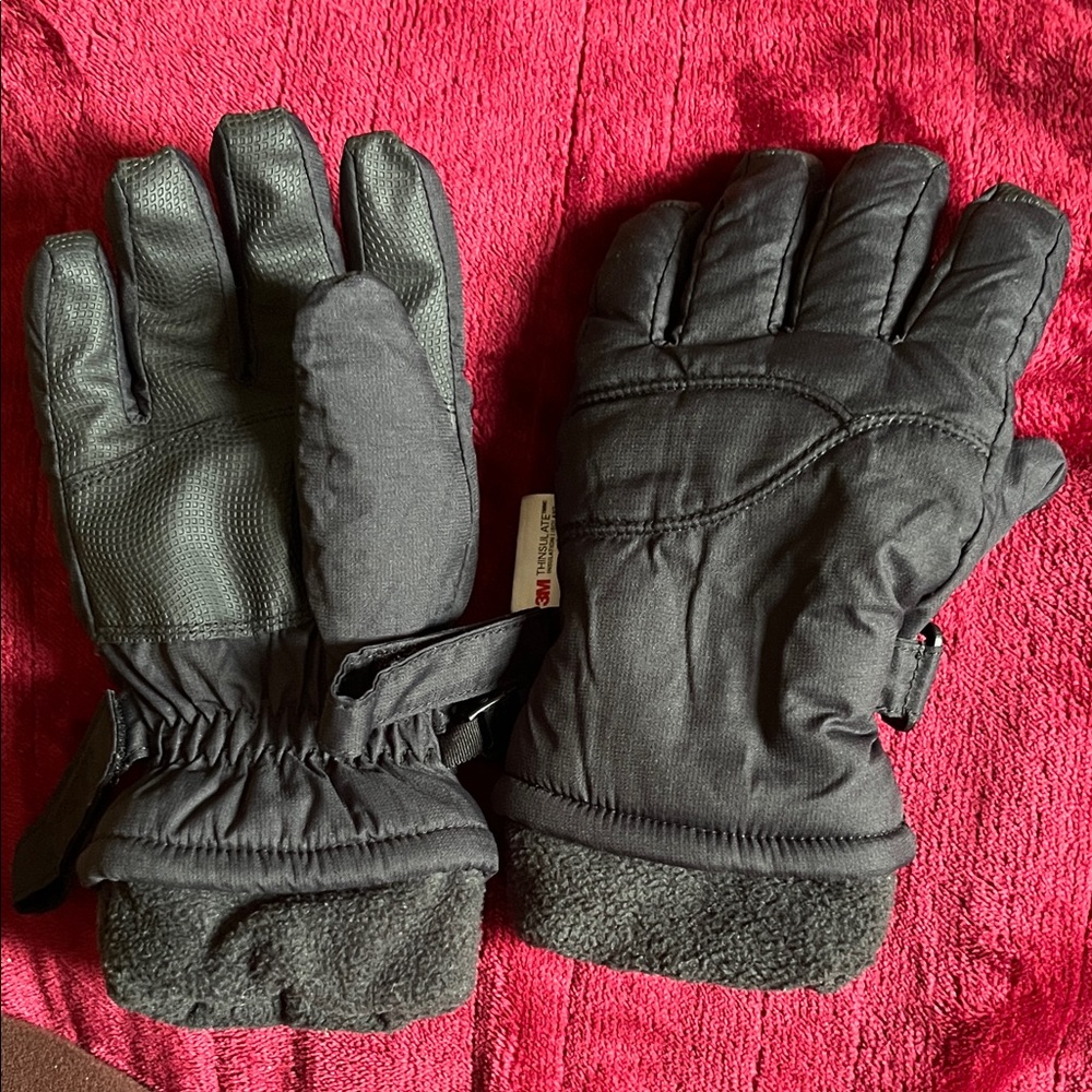 LL Bean kids’ cold buster waterproof gloves